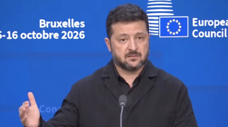 Ζελένσκι: «Αν χάσουμε τον πόλεμο με τη Ρωσία, 20 εκατομμύρια Ουκρανοί θα φτάσουν στην Ευρώπη»