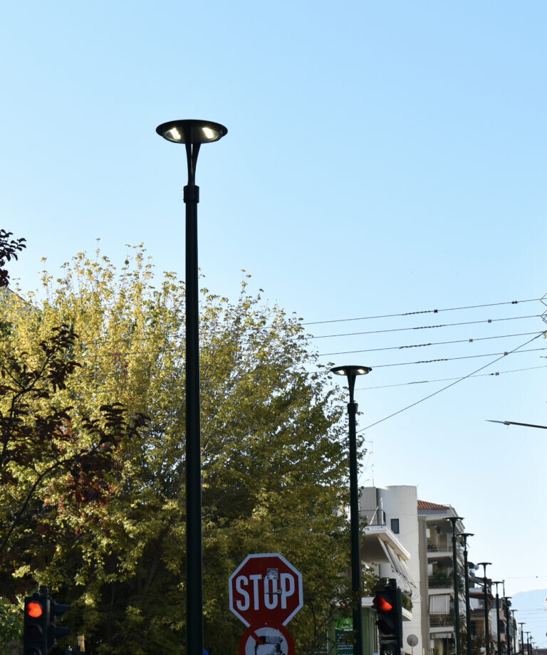 Αναμμένα την ημέρα