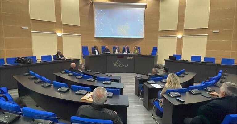 Παρουσιάστηκε το «Υδατόραμα»: Ψηφιακή ασπίδα γνώσης για τα ποτάμια της Θεσσαλίας μετά τον Daniel (ΦΩTO)